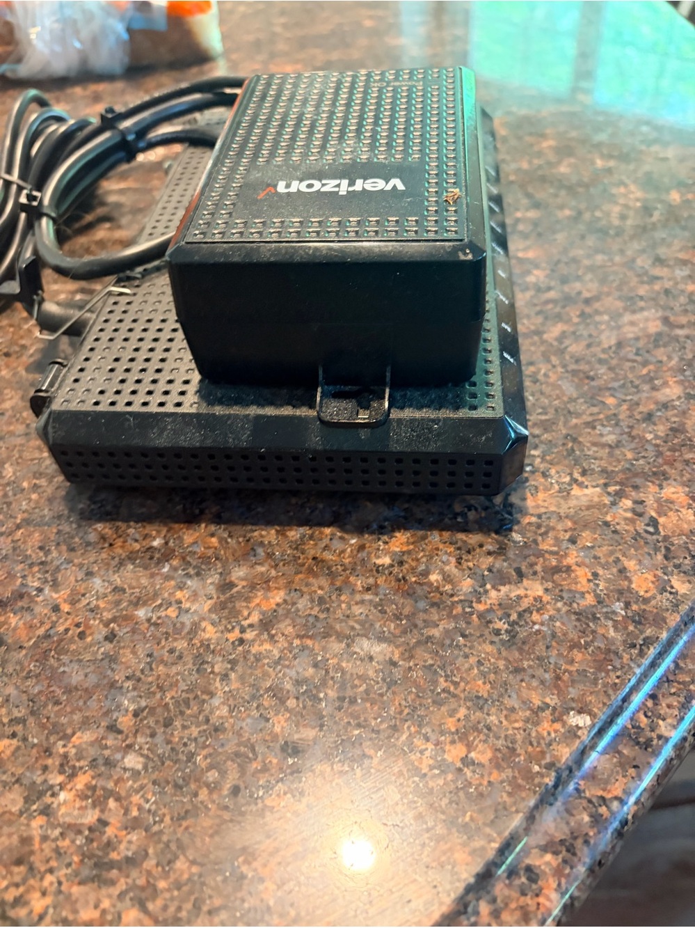 Verizon ONT - Black Cable Modem/Extender